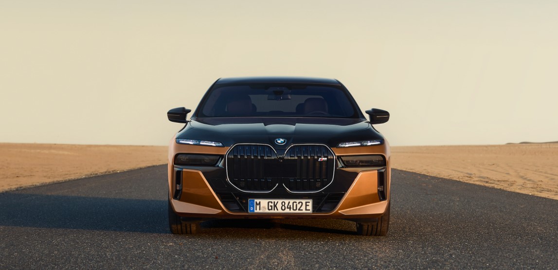 2024 BMW i7 M70